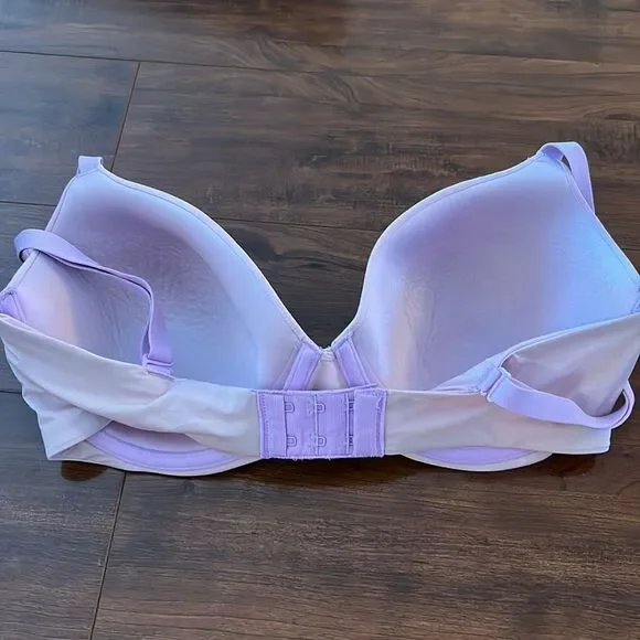 ⭐️3/$15 Bra 32D - Picture 4 of 4